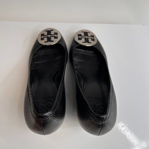 Tory Burch Wedge Women 9 Leather Pebble Sally Medallion Heel Work Party Core Ex - Picture 8 of 13